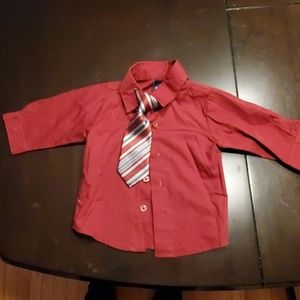 Boys 6/9 month dress shirt with tie
